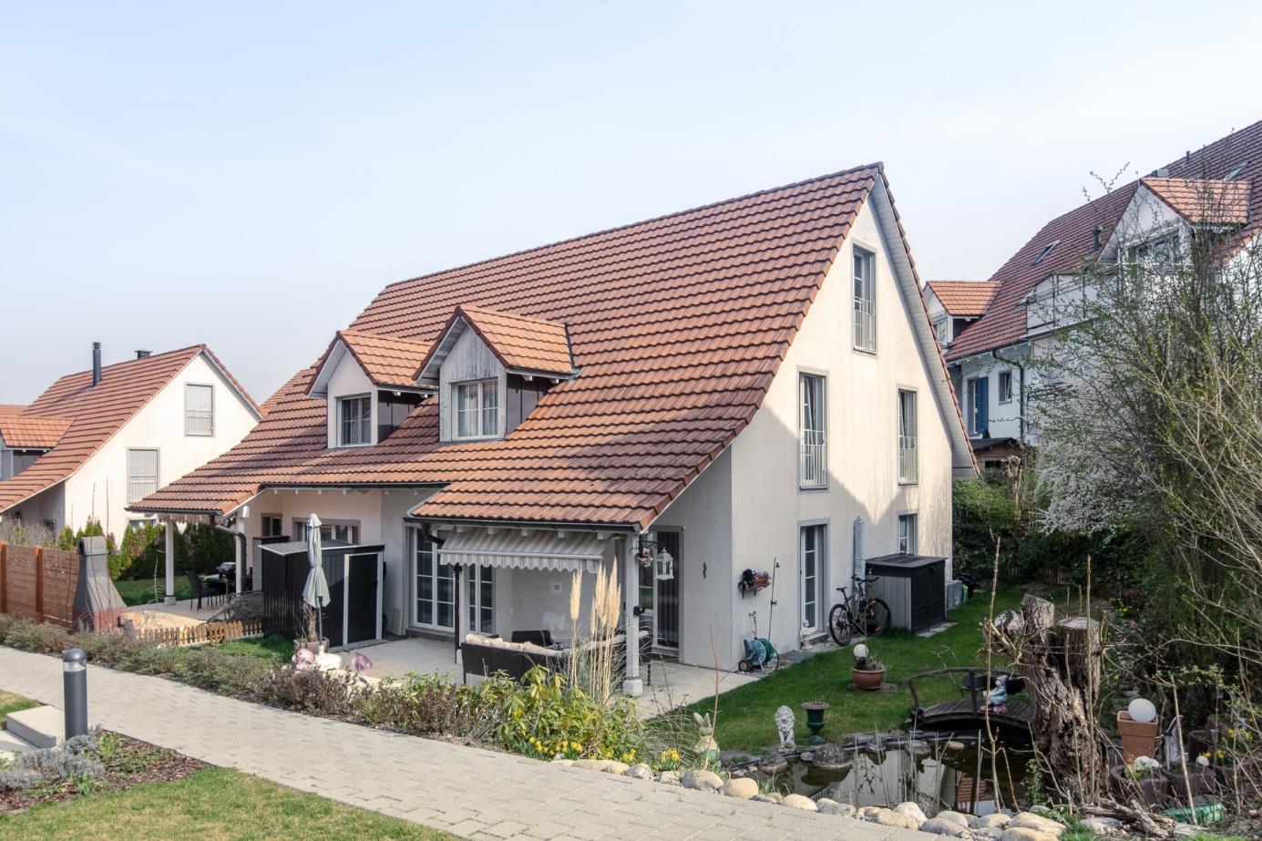 5.5 Zimmer Doppelhaushälfte in Höri