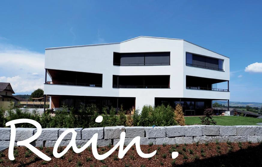 4.5-Zimmer Gartenwohnung mit Pool